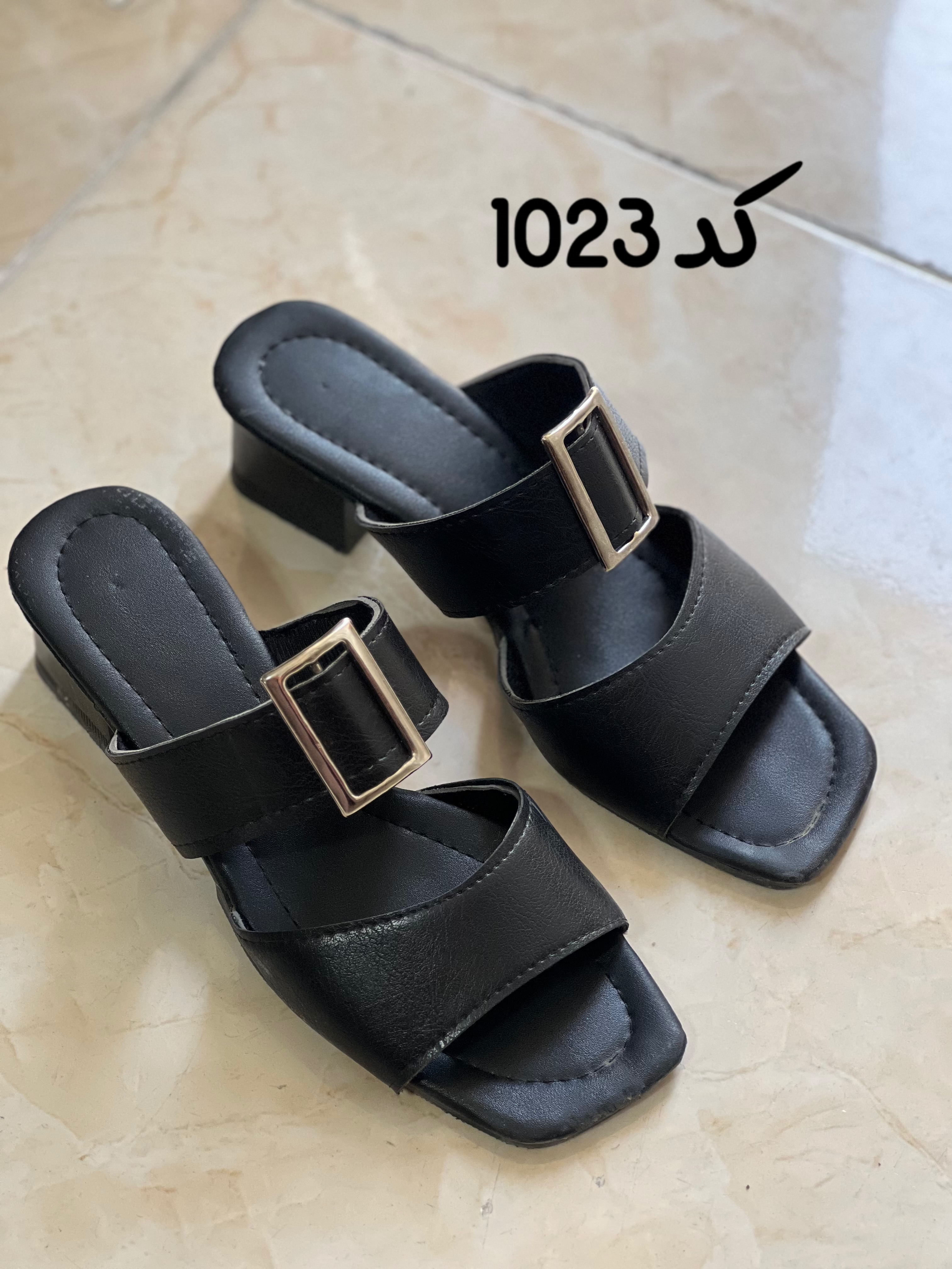 صندل پاشنه دار کد1023
